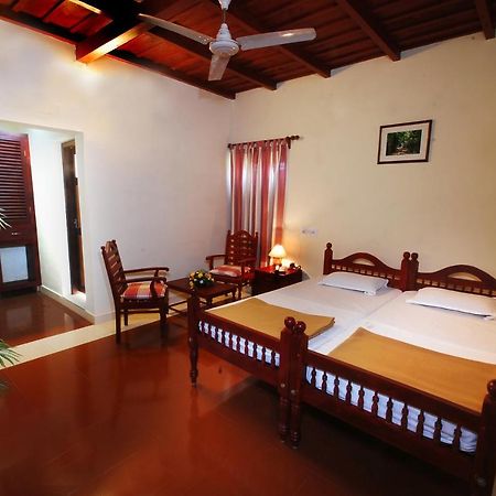 Agraharam Resorts Thirunelly Luaran gambar